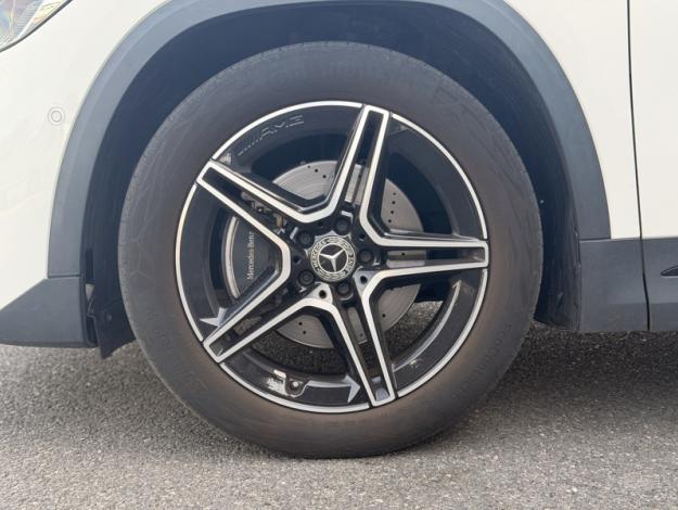 MERCEDES-BENZ GLA 200 d AMG Line  