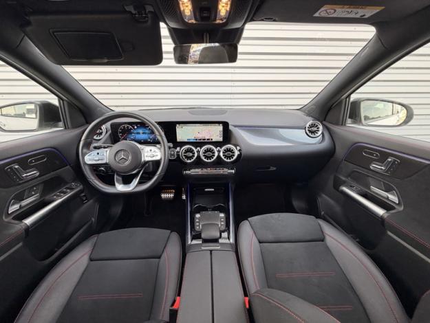 MERCEDES-BENZ GLA 200 d AMG Line  