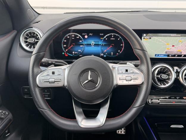 MERCEDES-BENZ GLA 200 d AMG Line  