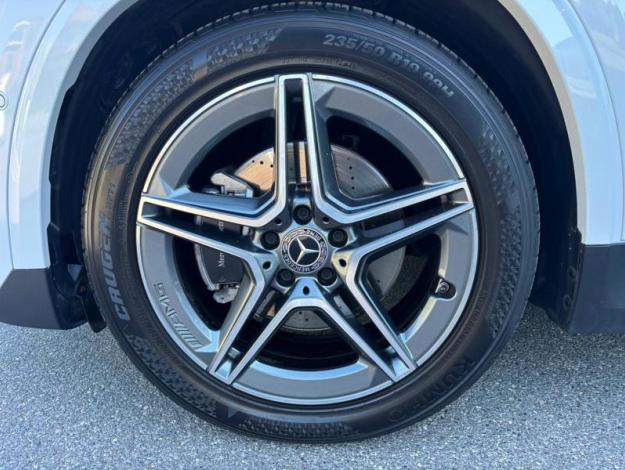 MERCEDES-BENZ GLA 180 AMG Line  