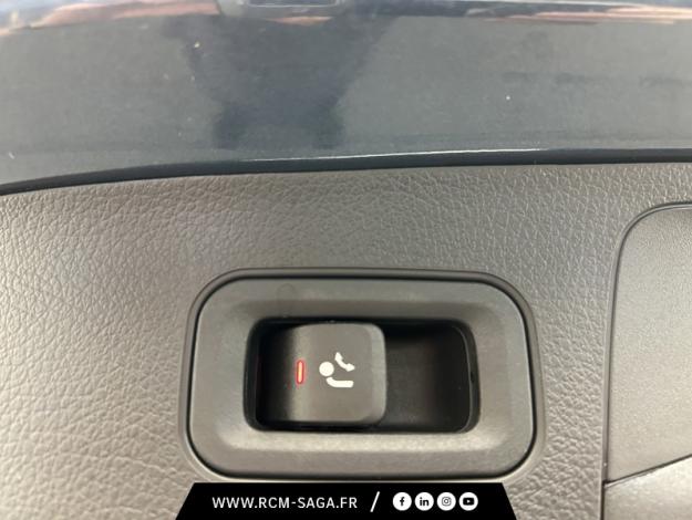 MERCEDES-BENZ GLA 200 d AMG Line  GLA 200 d AMG Line