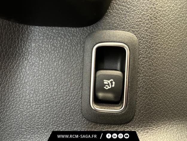 MERCEDES-BENZ GLA 200 d AMG Line  GLA 200 d AMG Line