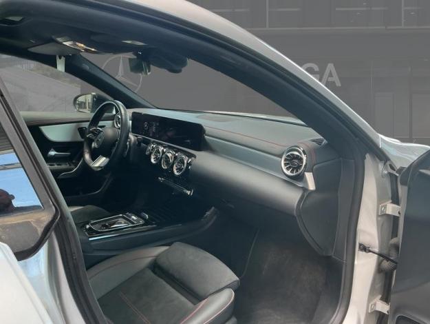 MERCEDES-BENZ CLA-Klasse CLA 180 d Shooting Brake