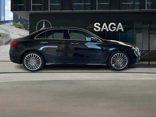 MERCEDES-BENZ A 250 e Berline AMG Line  