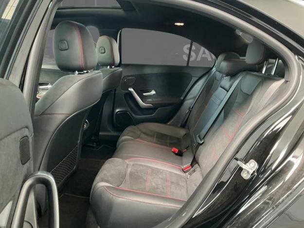 MERCEDES-BENZ A 250 e Berline AMG Line  