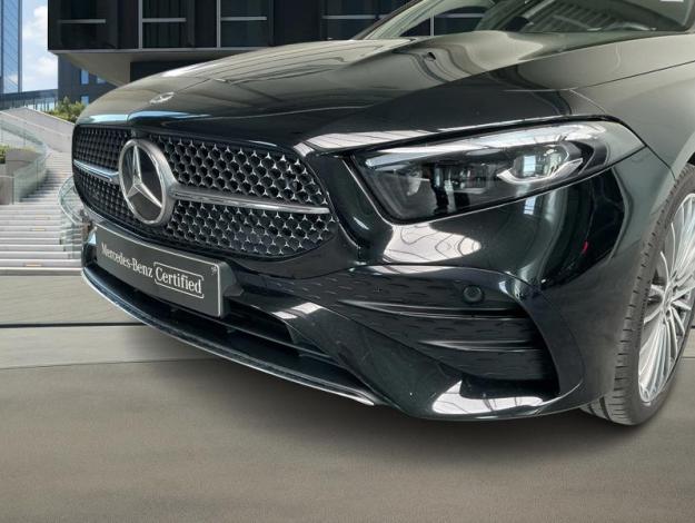 MERCEDES-BENZ A 250 e Berline AMG Line  