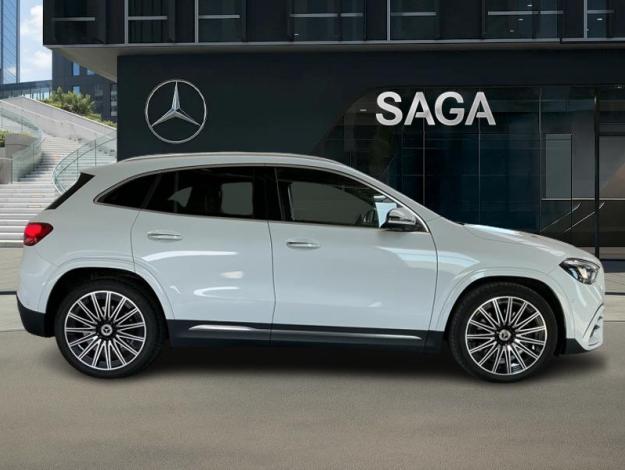 MERCEDES-BENZ GLA 220 d 4MATIC AMG Line  