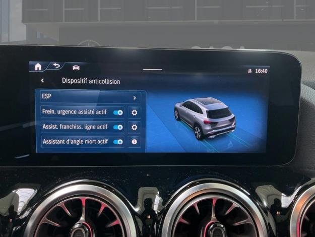 MERCEDES-BENZ GLA 220 d 4MATIC AMG Line  