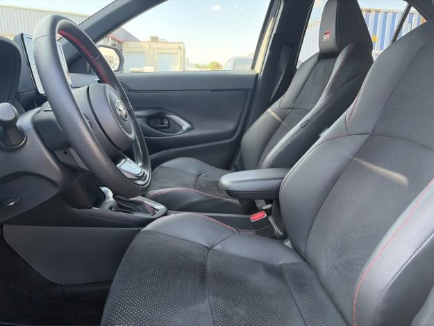 TOYOTA Yaris Cross 116h GR Sport  