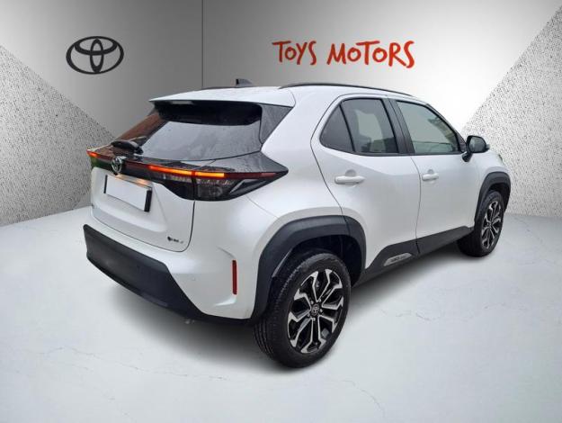 TOYOTA Yaris Cross Hybrid 2WD Design   
