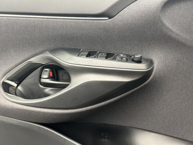 TOYOTA Yaris Cross 1.5 HYBRID 130H DESIGN AUTO  