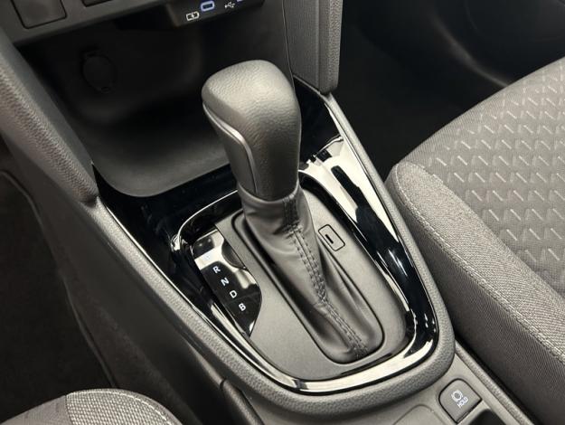 TOYOTA Yaris Cross 1.5 HYBRID 130H DESIGN AUTO  