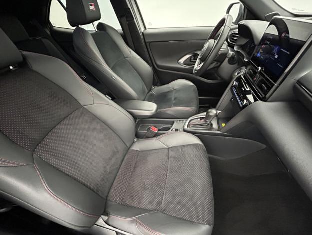 TOYOTA Yaris Cross 1.5 HYBRID 130H GR SPORT AUTO  