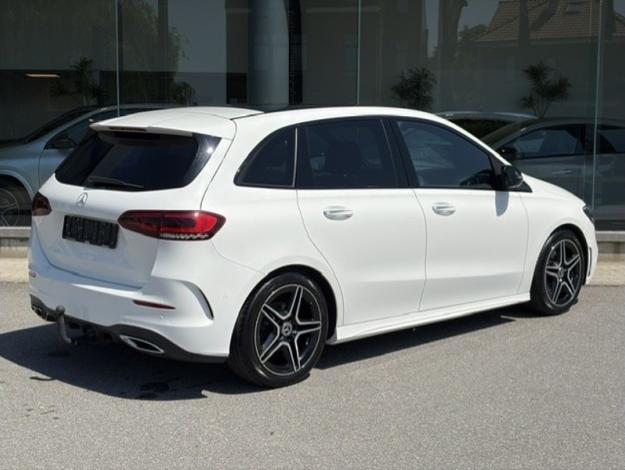 MERCEDES-BENZ B 180 d AMG Pack Night Toit Pano  