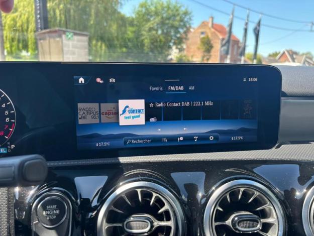 MERCEDES-BENZ A 250 e AMG Pack Night Toit Pano  