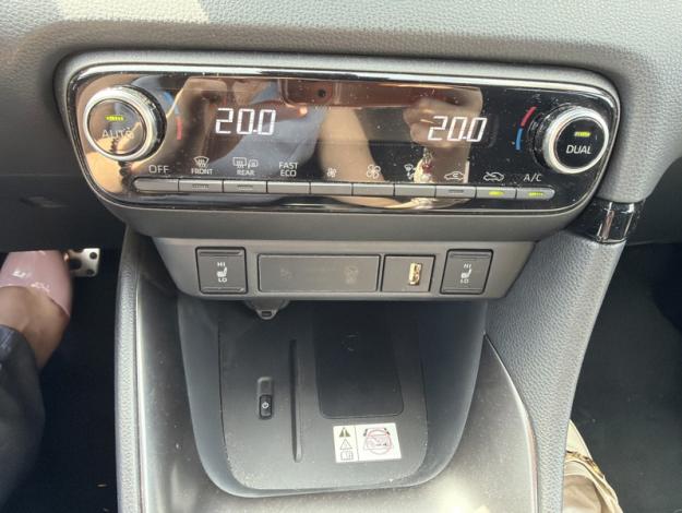 TOYOTA Yaris Hybride 116h GR SPORT  
