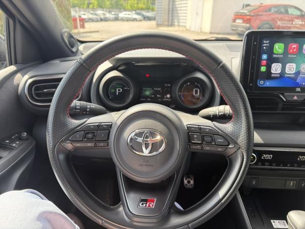 TOYOTA Yaris Hybride 116h GR SPORT  