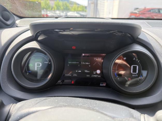 TOYOTA Yaris Hybride 116h GR SPORT  