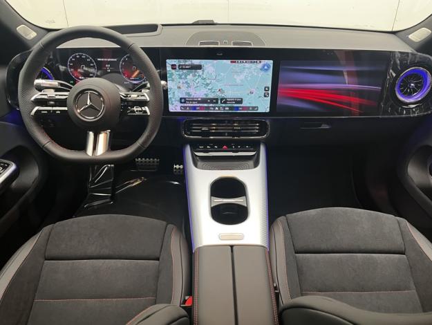 MERCEDES-BENZ CLA Coupé CLA 200 AMG Line  CLA 200 AMG Line