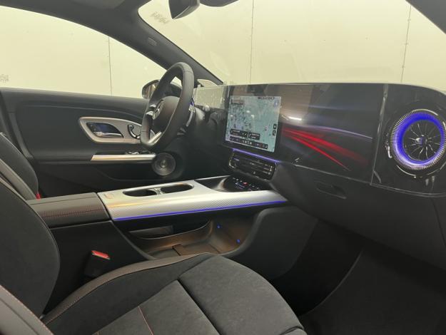 MERCEDES-BENZ CLA Coupé CLA 200 AMG Line  CLA 200 AMG Line