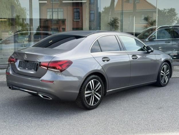 MERCEDES-BENZ A 180 d Berline Luxury Line  