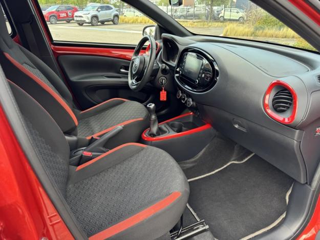 TOYOTA Aygo X 1.0 VVT-i 72 Design  