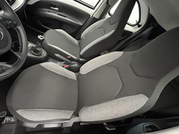 TOYOTA Aygo X 1.0 VVT-i 72 Dynamic   