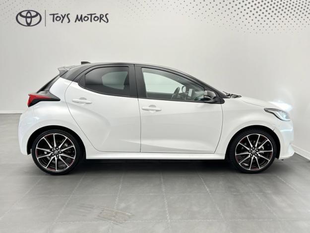 TOYOTA Yaris 116h GR SPORT  