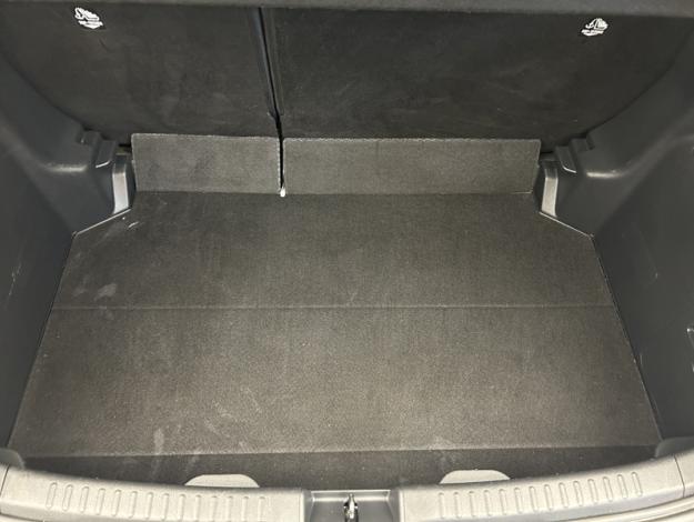 TOYOTA Yaris 116h France  