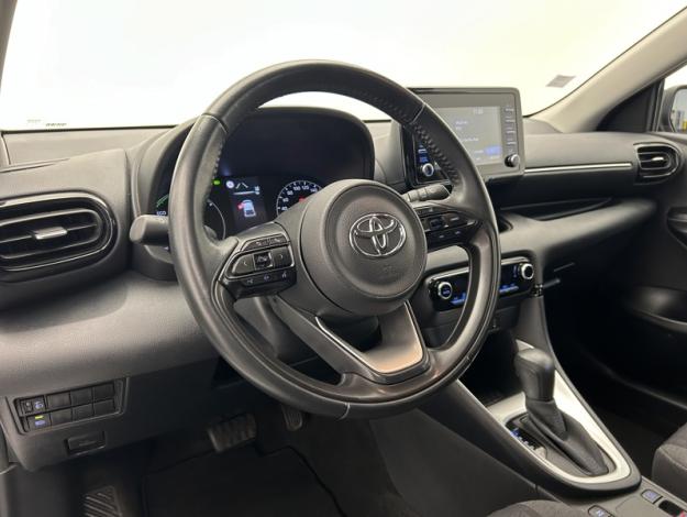 TOYOTA Yaris 116h France  