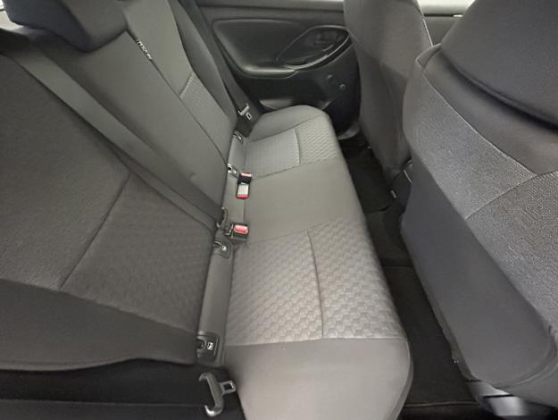 TOYOTA Yaris 116h France  