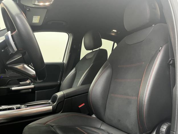 MERCEDES-BENZ GLA 200 d AMG Line  