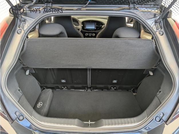 TOYOTA Aygo X 1.0 VVT-i 72 Design S-CVT  