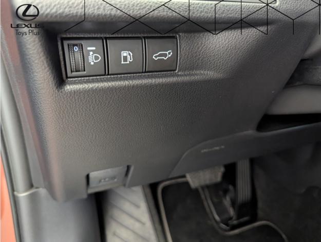LEXUS LBX 1.5 136H 2WD Elegant  PACK TECH