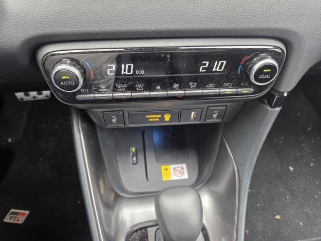 TOYOTA Yaris 116h GR SPORT  1.5 116 ch 