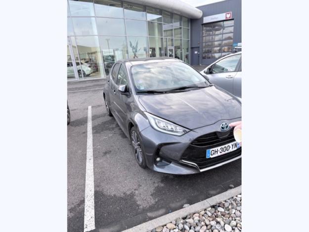 TOYOTA Yaris 116h Iconic  