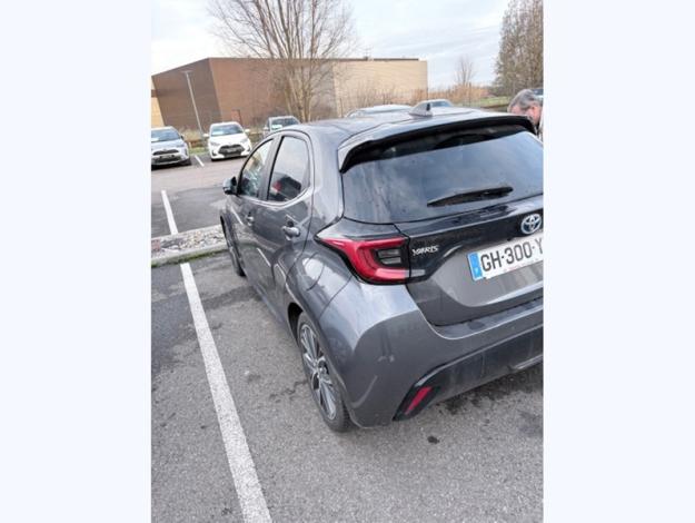 TOYOTA Yaris 116h Iconic  