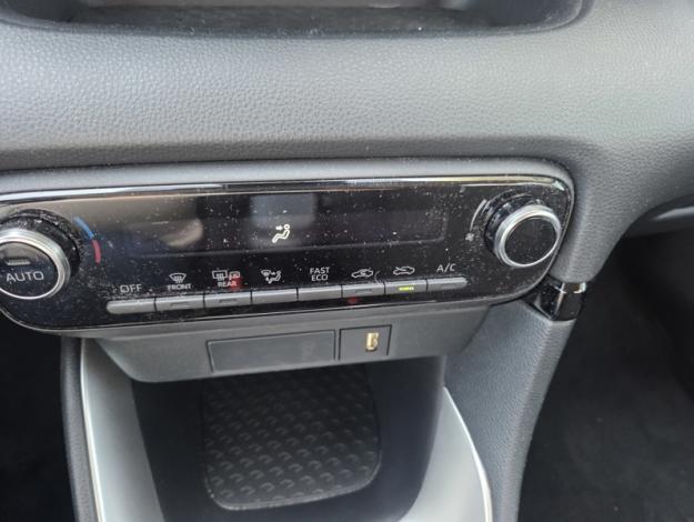 TOYOTA Yaris 116h Dynamic  1.5 116 ch 