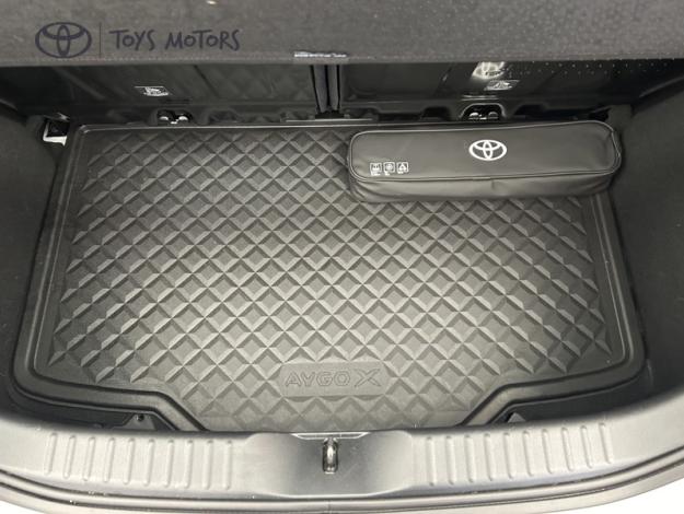 TOYOTA Aygo X 1.0 VVT-i 72 Dynamic   