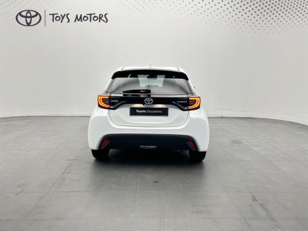 TOYOTA Yaris 116h Design  