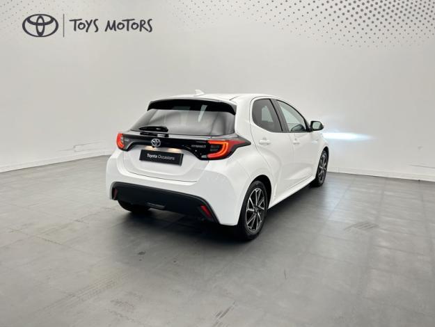 TOYOTA Yaris 116h Design  