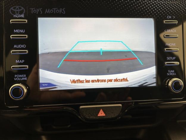 TOYOTA Yaris 116h Design  