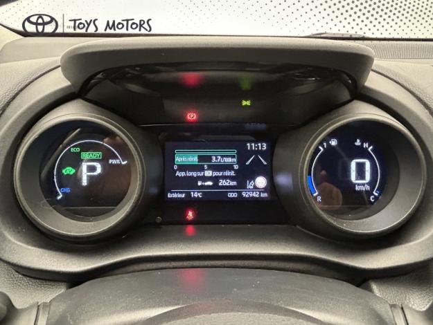 TOYOTA Yaris 116h Design  