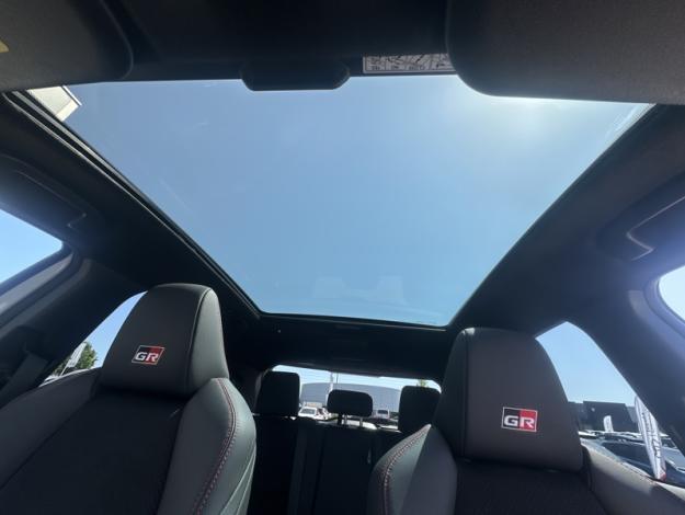 TOYOTA Yaris Cross 130h GR Sport  