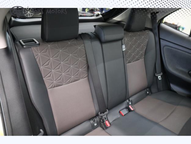 TOYOTA Yaris Cross 116h 2WD Collection Pano   