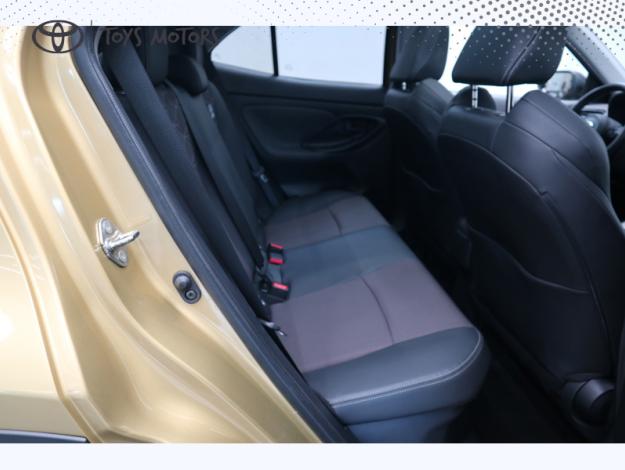 TOYOTA Yaris Cross 116h 2WD Collection Pano   