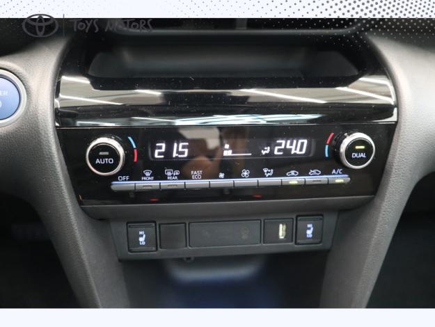 TOYOTA Yaris Cross 116h 2WD Collection Pano   