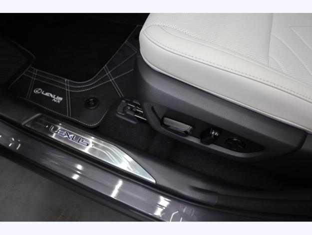 LEXUS NX 450H+ 4WD Executive  NX 450H+ PHEV 4WD EXECUTIVE MY26