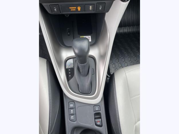 TOYOTA Yaris 116h Iconic Pano, Tech, Nav  1.5 116 ch 