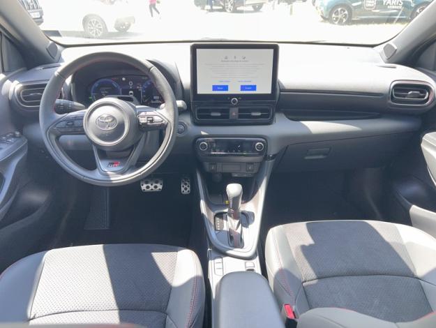 TOYOTA Yaris YARIS HYBRIDE 130H GR SPORT MY26  YARIS HYBRIDE 130H GR SPORT MY26